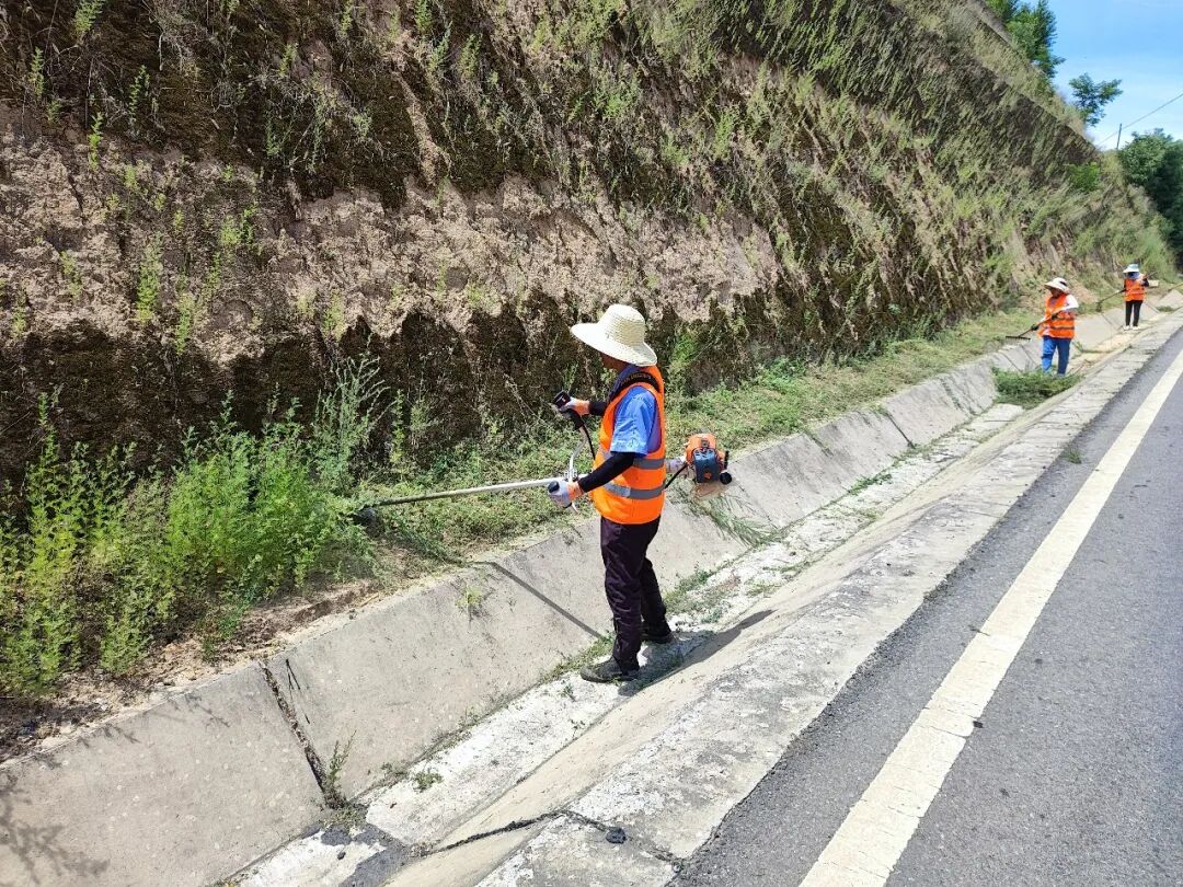 合水公路段全力护航2026年庆阳香包节保通保畅工作