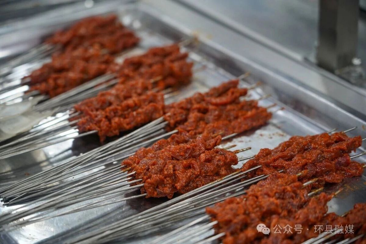 从市场到车间 环县羊羔肉“跑”出端午销售加速度