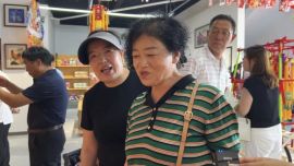 第二十一届庆阳香包民俗文化节庆城四大展馆人气火爆 非遗甘味精酿备受青睐
