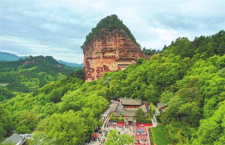 麦积山景区。