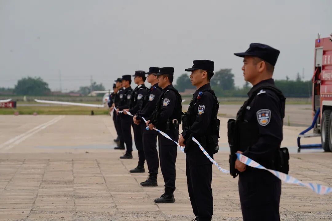 多场景演练筑牢庆阳机场空防防线