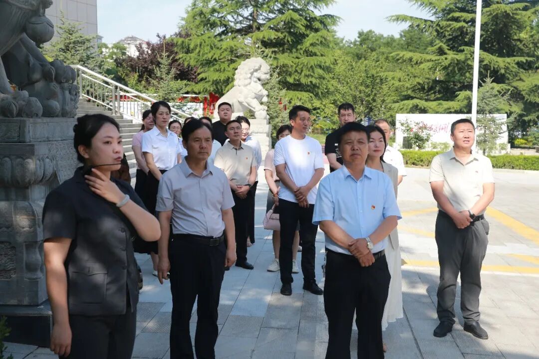 庆阳中院与市社会福利院开展党建共建活动