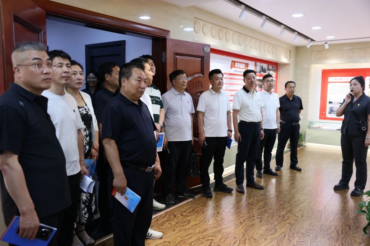 庆阳市中级人民法院开展&ldquo;企业接访日&rdquo;活动