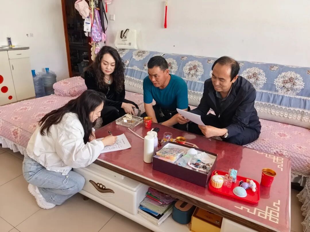 华池县总工会筑牢困难职工保障防线