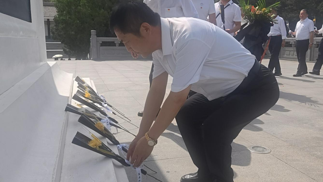庆阳市土地市场与规费管理中心开展南梁红色主题党日暨党性教育实践活动