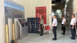 庆阳市图书馆组织党员干部赴山城堡开展主题党日活动