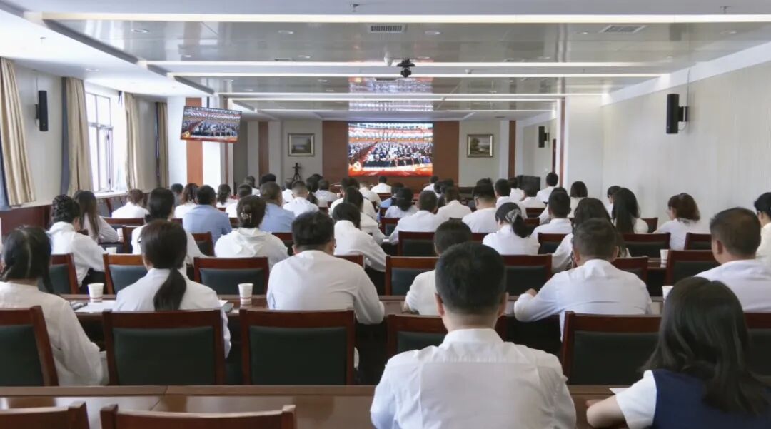 合水县组织党员干部群众集中收听收看庆祝中国共产党成立105周年大会实况