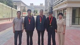 庆阳市检察院开展“七一”前慰问老干部活动