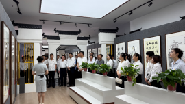 正宁县组织开展“子午烟岚 红色正宁”书画展参观学习活动