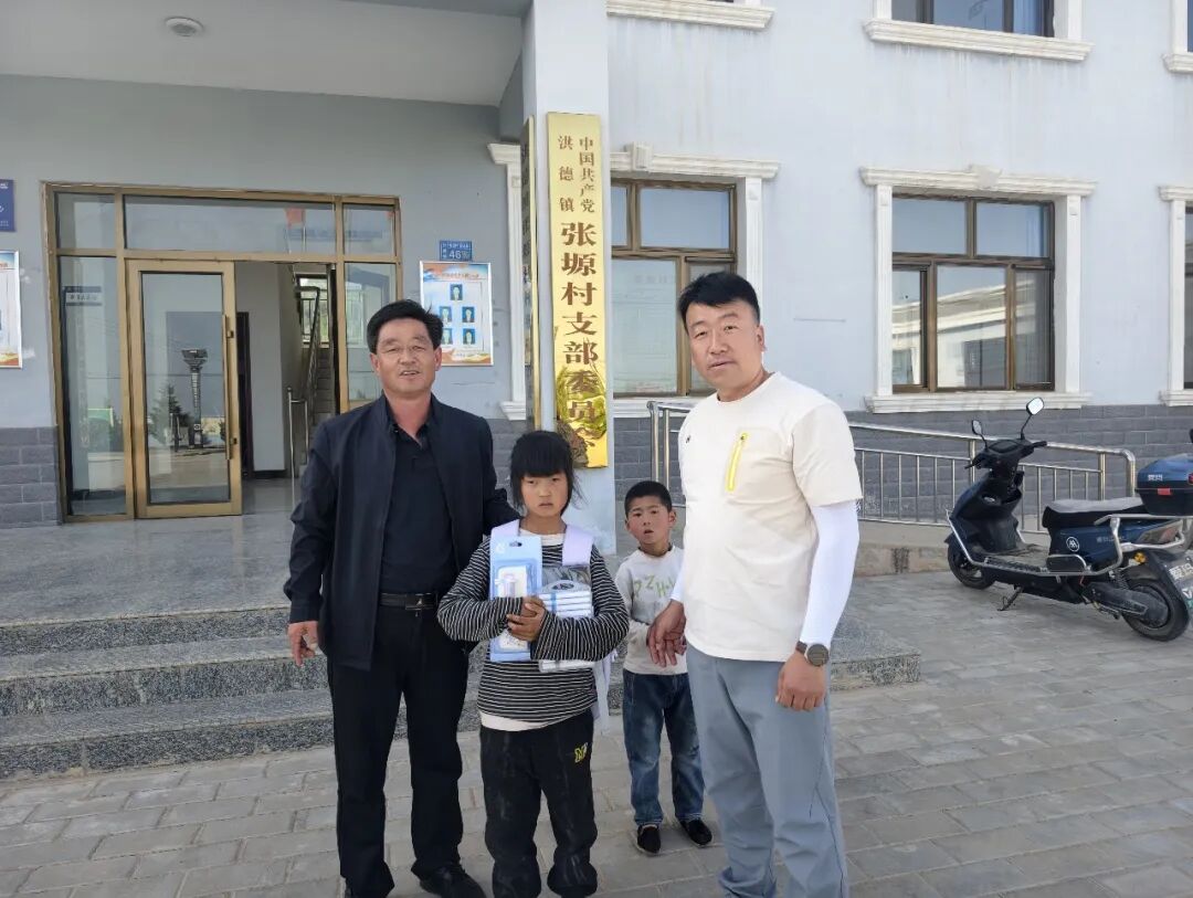 微光聚洪德 实干见初心——看洪德19村“小网格”里的“大情怀”