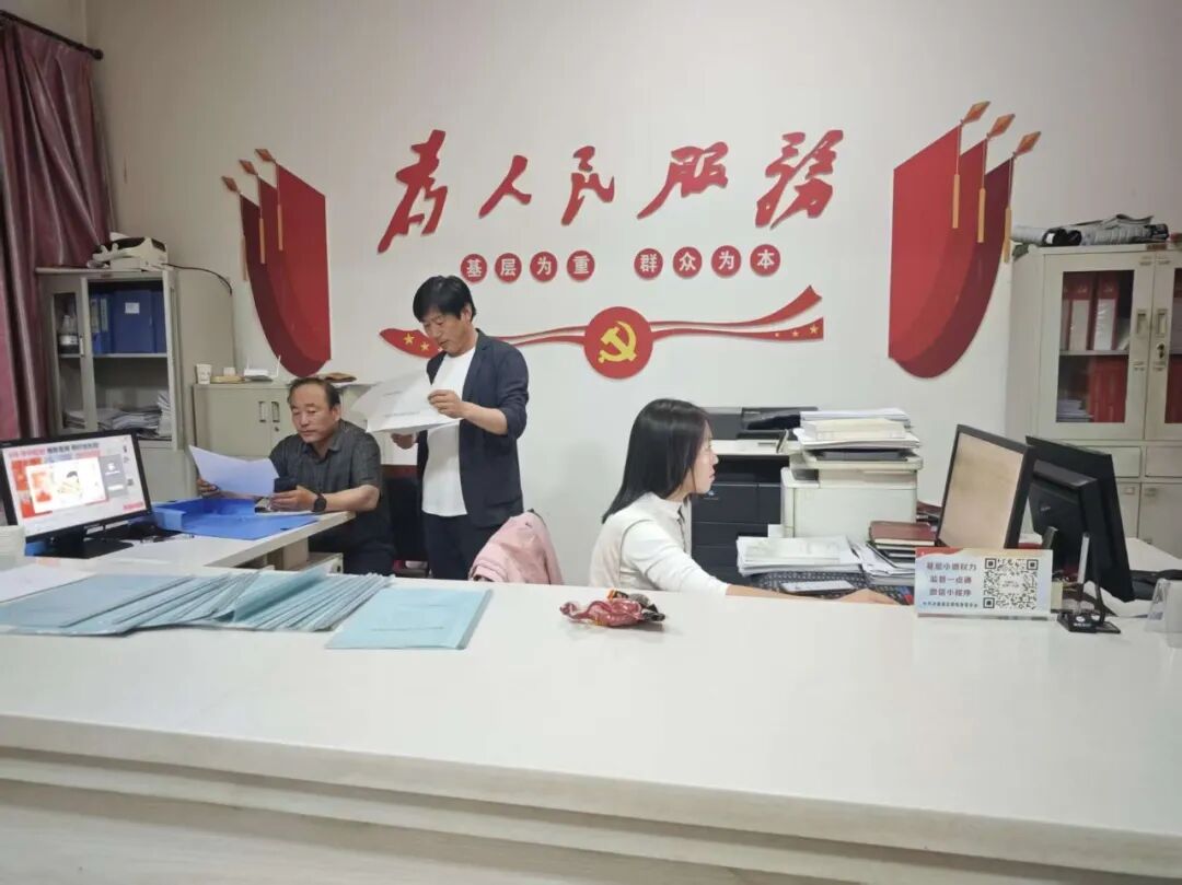 微光聚洪德 实干见初心——看洪德19村“小网格”里的“大情怀”