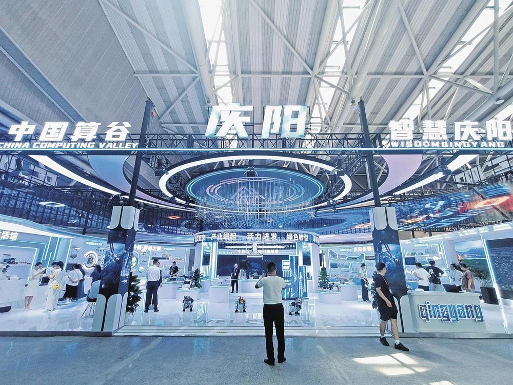 第三十二届兰洽会庆阳展馆全景。 庆阳融媒记者 慕雅丽 摄