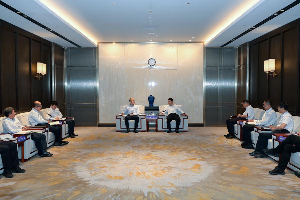周继军胡志勇与中国节能环保集团党委副书记、总经理张世荣座谈