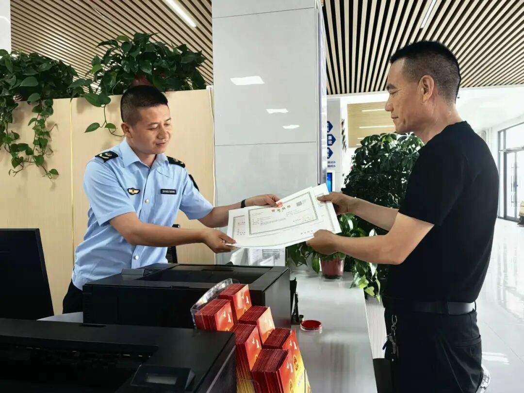 庆城县市场监管局以暖心服务擦亮营商环境“金名片”