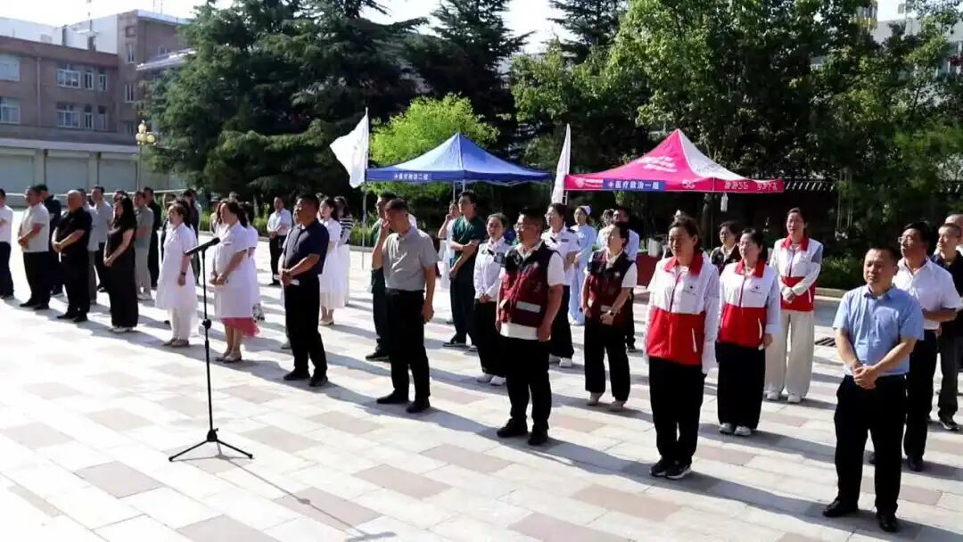 正宁县卫健系统以练备战强本领 筑牢汛期“健康防线”
