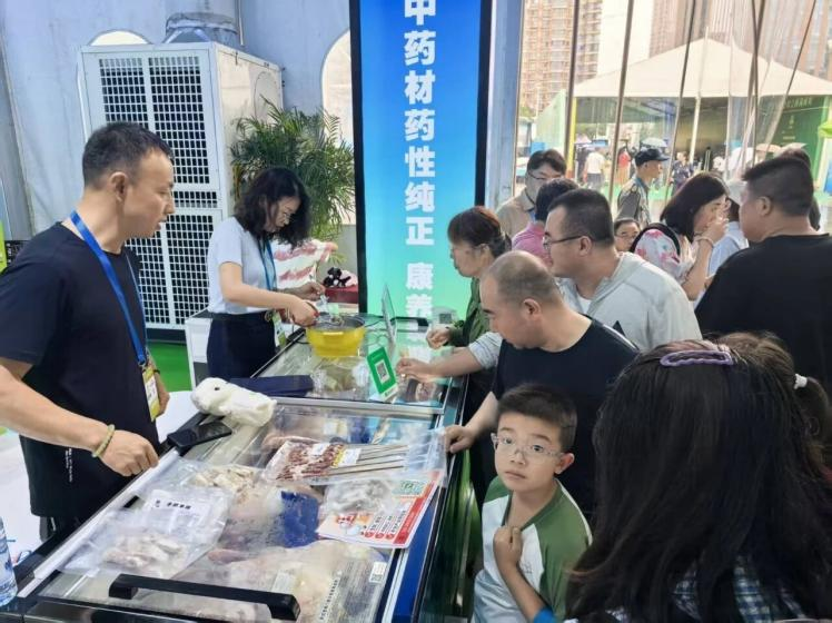 庆阳参展兰洽会获评绿色布展单位