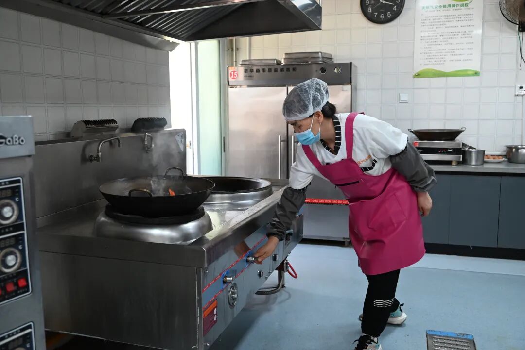  &nbsp;安全无小事，防患于未然。为压紧压实安全生产主体责任，全面提升职工应急处置能力，守护院内老人、儿童