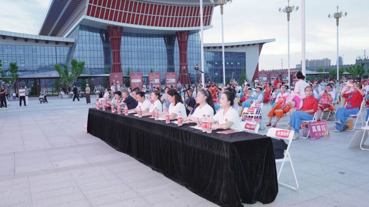2026年庆阳市广场舞展演圆满落幕