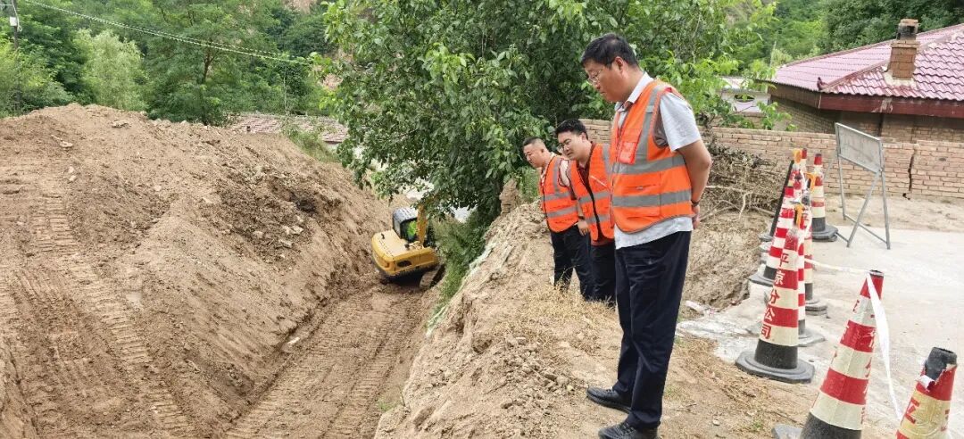 高养所全力筑牢汛期收费公路安全监管防线