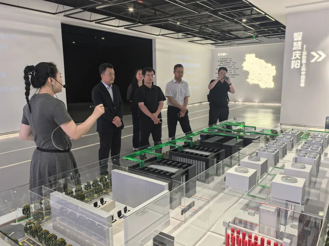 广东云韬氢能科技有限公司总裁张备一行来庆考察合作项目