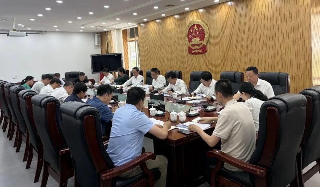 庆阳市五届人大常委会党组(扩大)会议召开