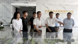 李隆基到金山云庆阳公司调研