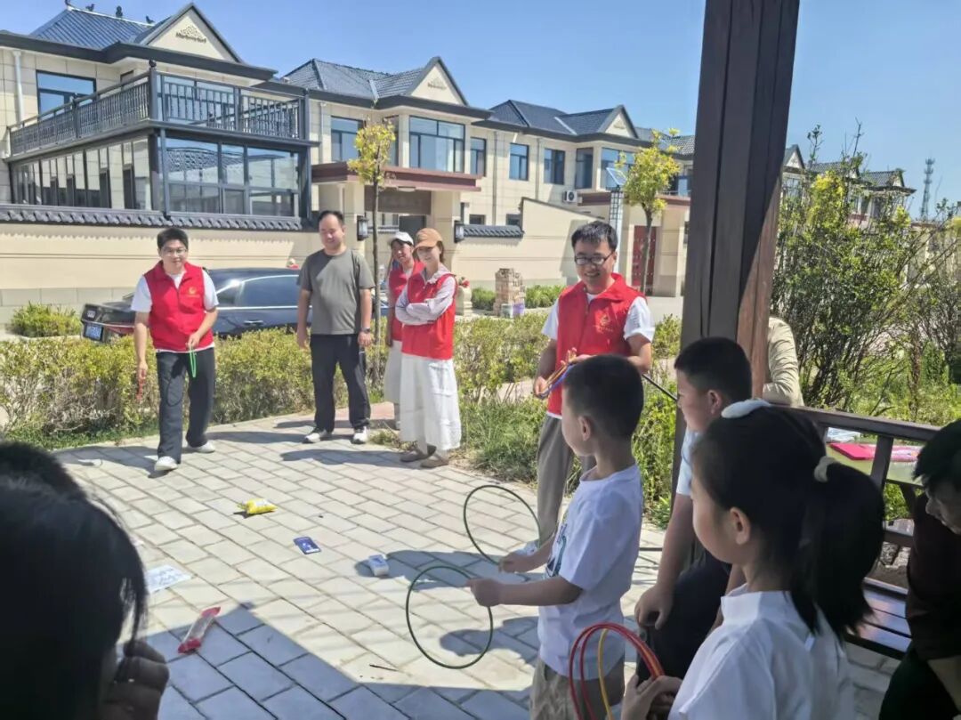 正宁县红十字会开展&ldquo;暖童心 伴银龄&rdquo;主题志愿服务活动