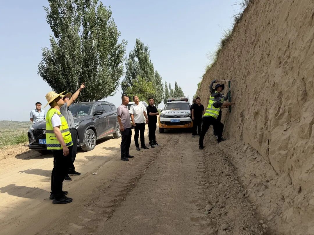 庆阳公路事业发展中心农村公路督导帮扶组联合试验检测室开展七月攻坚行动