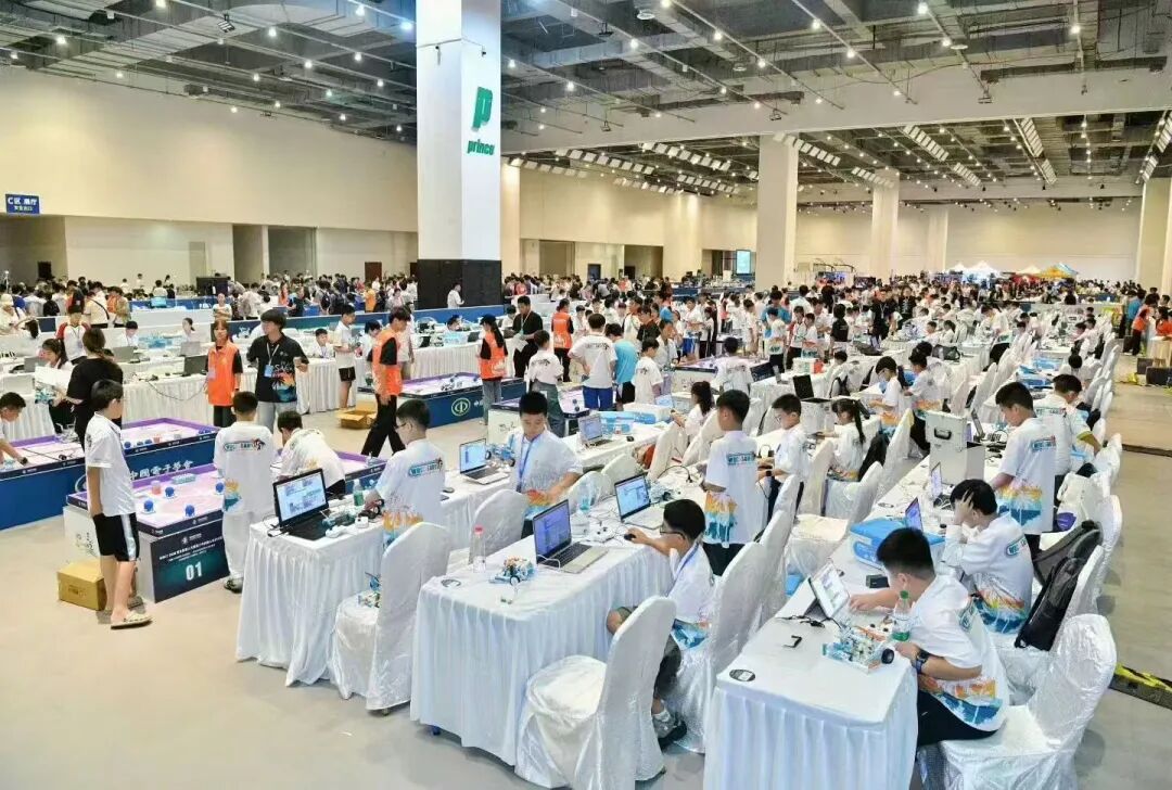 合水学子在2026世界机器人大赛华南锦标赛斩获丰硕成果