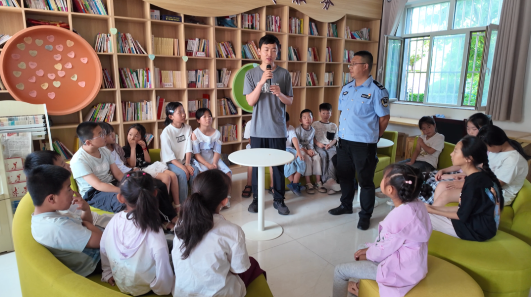 合水县永宁路社区开展&ldquo;红歌润童心 学法趣成长&rdquo;主题活动