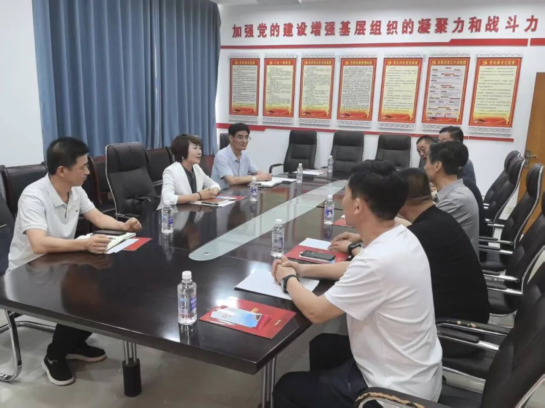 李林芳调研市爱国拥军促进会工作