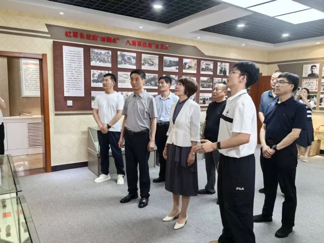 李林芳调研市爱国拥军促进会工作