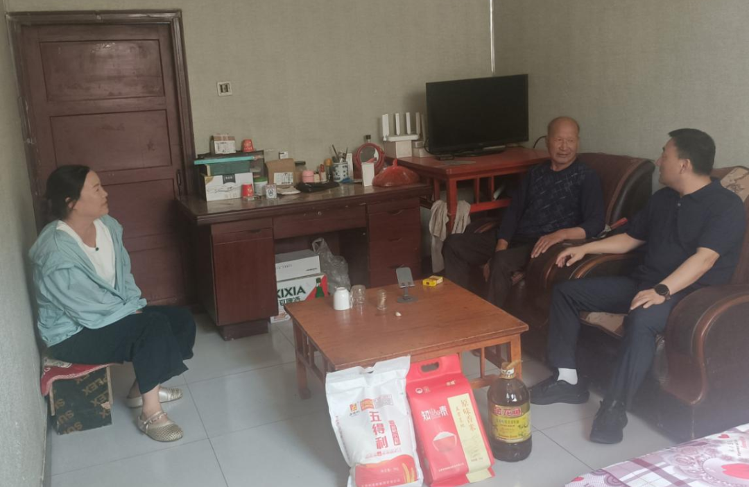 正宁县退役军人事务局开展走访慰问活动