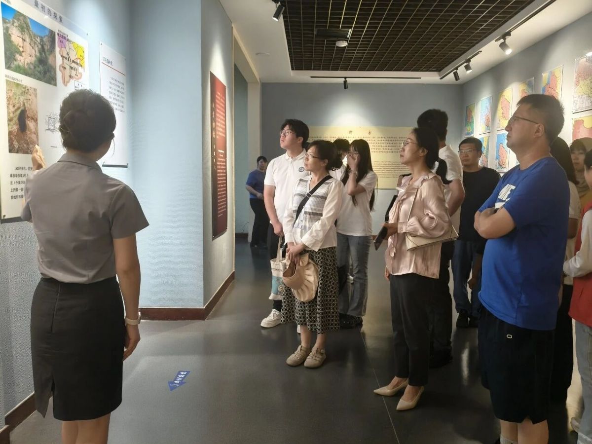 庆阳市博物馆迎来暑期高校研学实践热潮