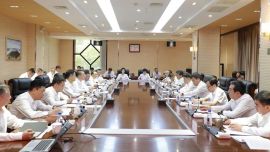 周继军带队赴长庆油田公司衔接工作