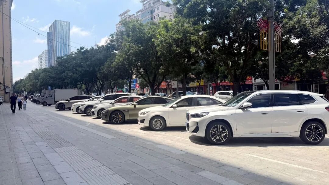 西峰区:精细化管理提升市民停车体验
