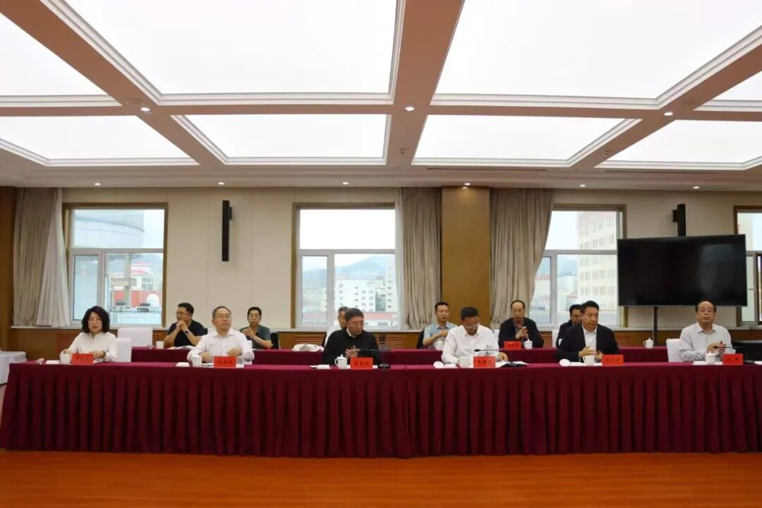 李隆基带队赴甘南州开展“以民族医学融合铸牢中华民族共同体意识”主题活动