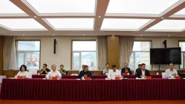 李隆基带队赴甘南州开展“以民族医学融合铸牢中华民族共同体意识”主题活动