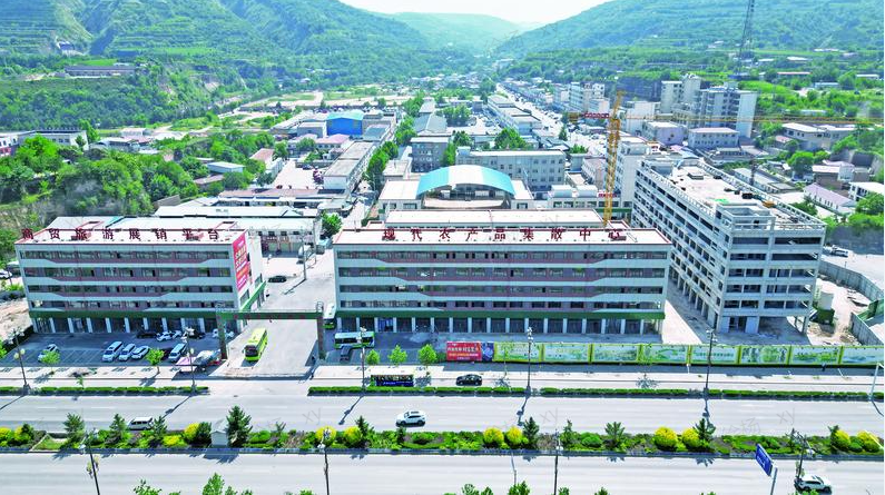 ▲庆城中商农博城项目建设现场。通讯员 嵇元卓 摄