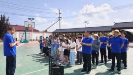 市政府外事办赴彭阳村开展关爱留守儿童主题志愿服务活动