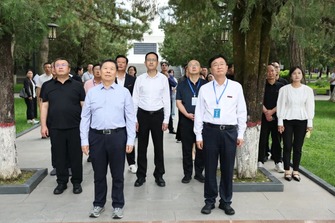 “学习贯彻习近平法治思想 全面推进马锡五审判方式创新性发展”座谈会在甘肃庆阳召开