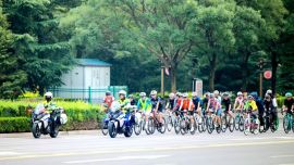 西峰区2026年“畅游民俗文化园”自行车骑游活动圆满举行