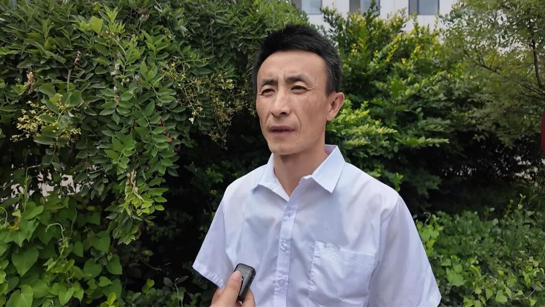 悦乐镇党委委员、纪委书记王玉伟说：&ldquo;我们推行村级小微权力&ldquo;六步工作法&rdquo;，从提议、审查、评议到公示、质询、评价，全流程闭环监督，同时开展田间地头一线监督，让基层权力规范运行、群众诉求件件有回应。&rdquo;（华池融媒：杨潇 孙丹 刘洋 郭艳）