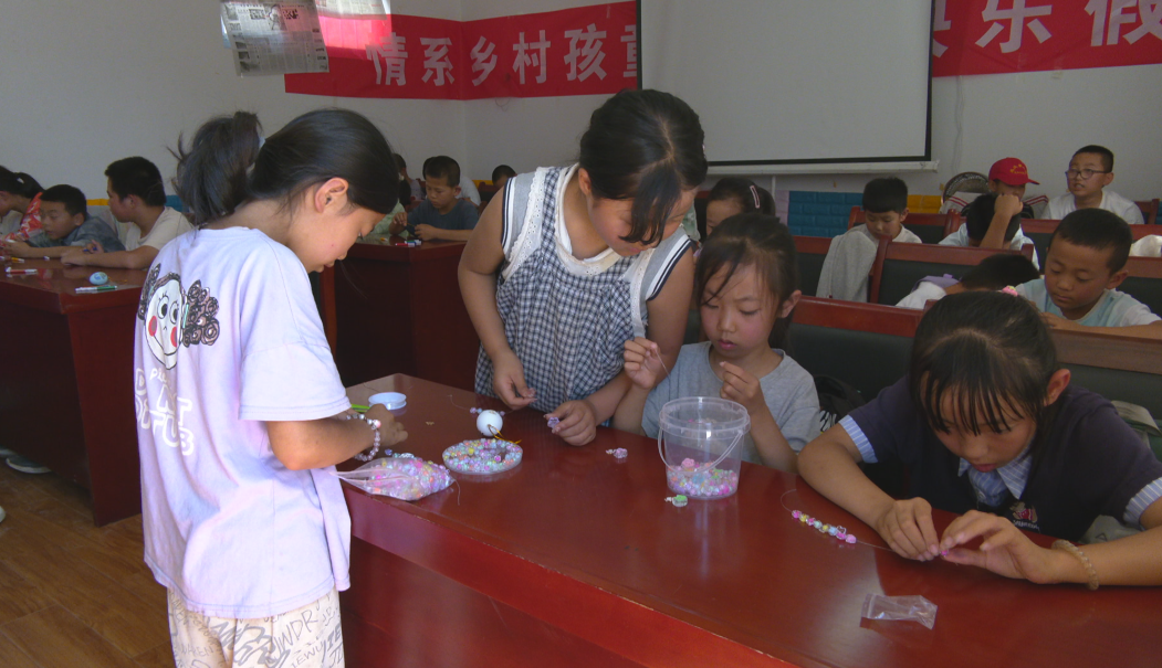 合水县板桥镇:多彩托管润童心 暖心服务护成长