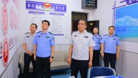雷晓刚同志调研庆城公安工作