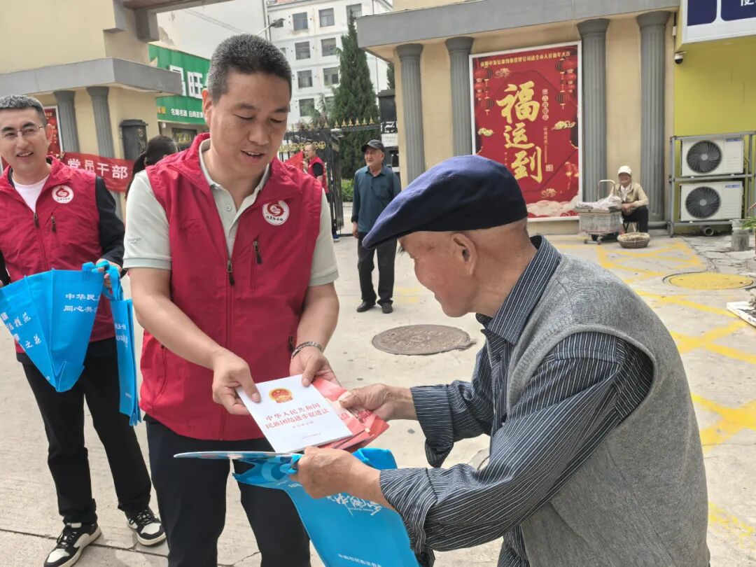 庆阳市民宗委扎实开展“主题党日+文明实践志愿服务”赋能文明城市创建