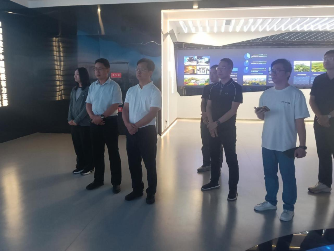 汕头华侨试验区来庆考察 共谋数算协同发展新路径
