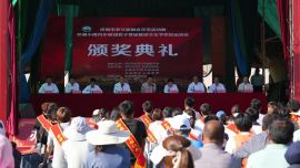 庆阳市农文旅融合示范活动暨环县小南沟乡杨胡套子草原旅游文化节农民运动会圆满闭幕