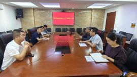 西峰公路段工会“金秋助学”为3名学子圆梦护航