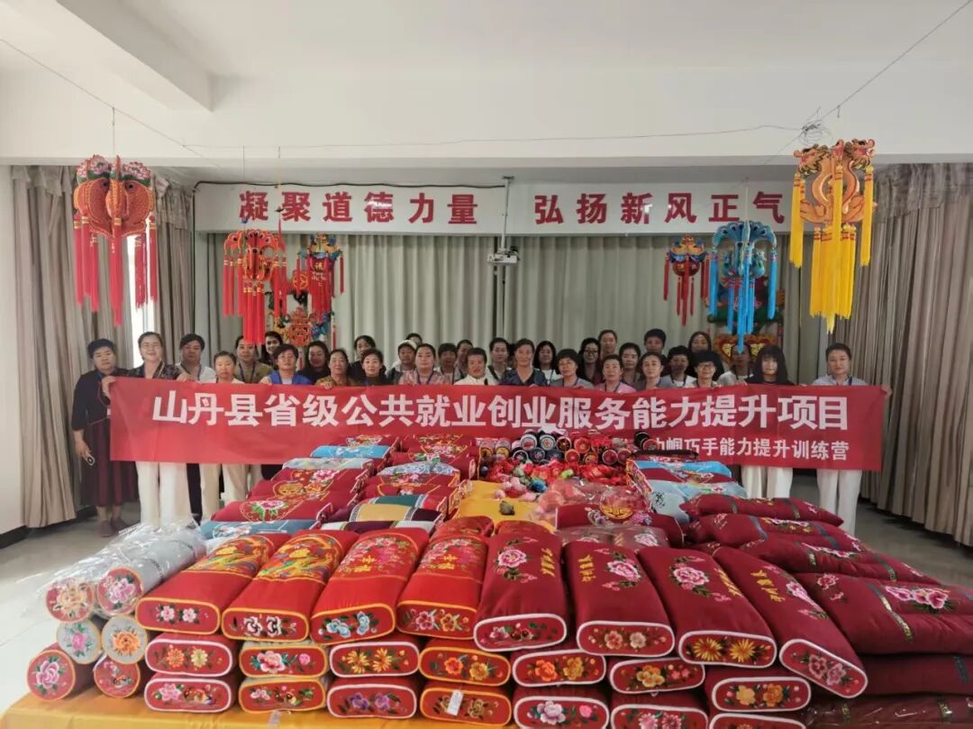 山丹县妇联能力提升训练营一行来庆阳市宁县考察学习